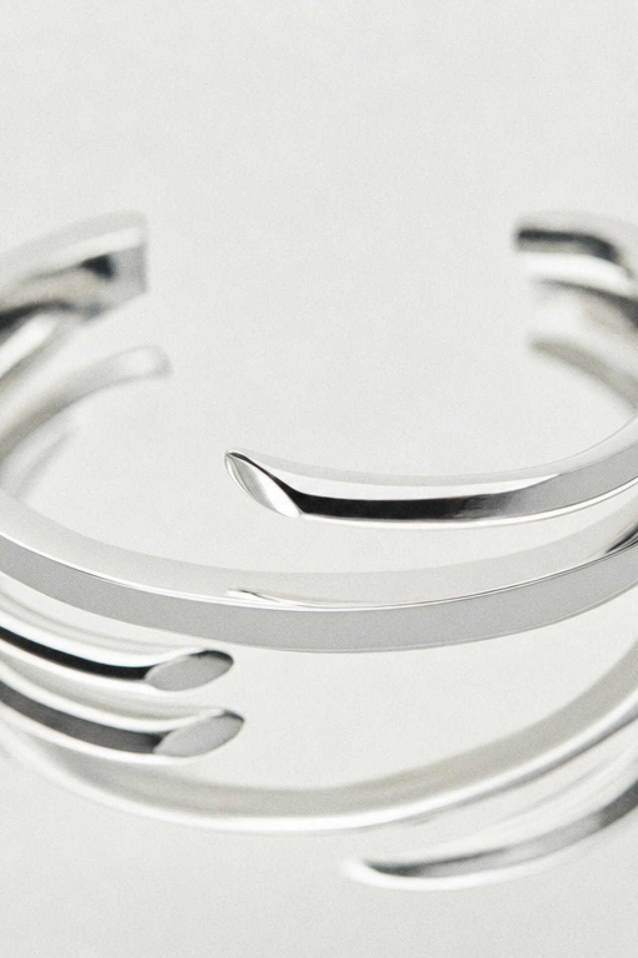 Spiral bracelet — Silver