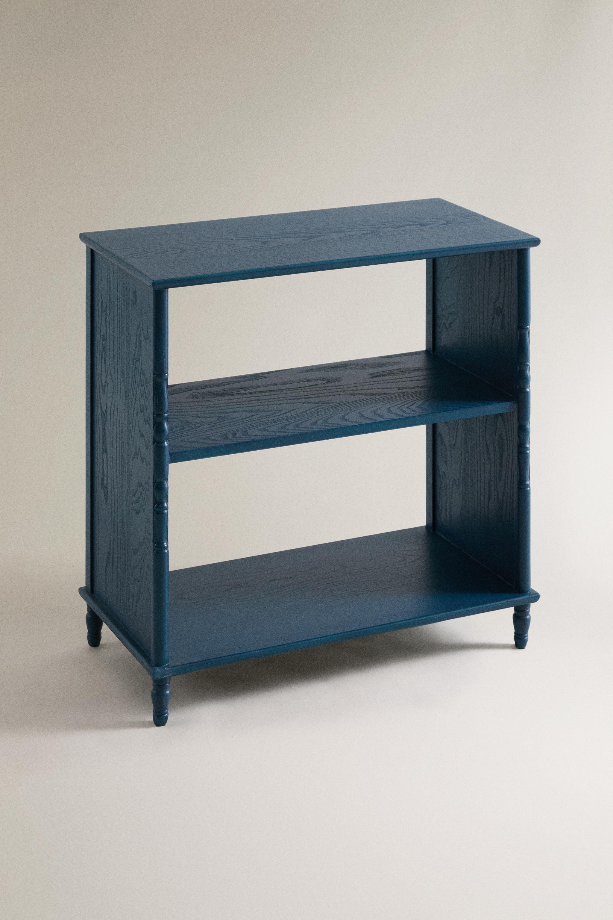 LACQUERED WOOD SIDE TABLE