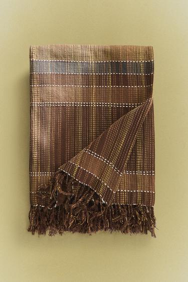 STRIPED COTTON THROW WITH FRINGING - striped by Zara - Image 5