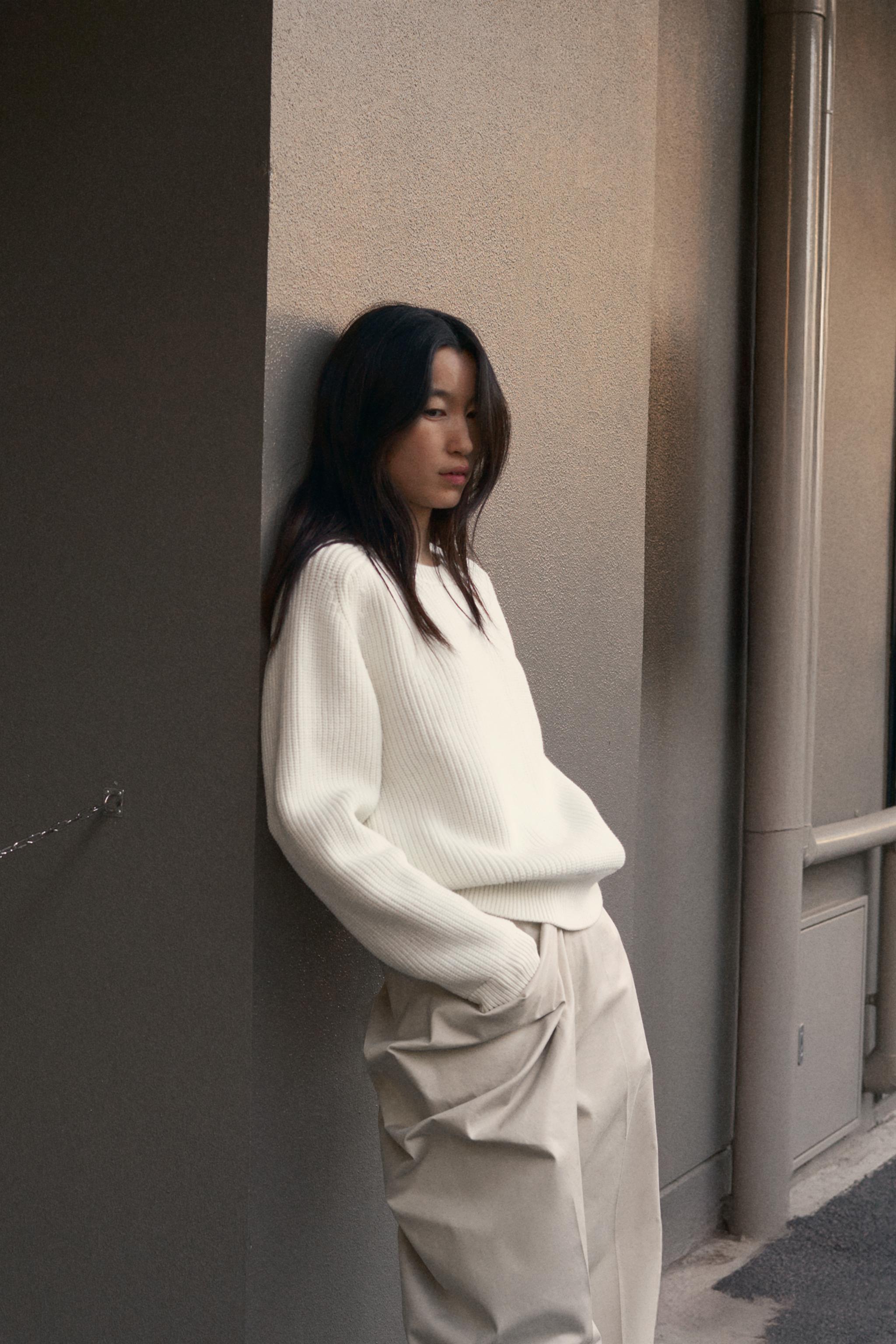 【ZARA】ZW COLLECTION プリーツ パンツ | 2370/378/714 ZARA】ZW COLLECTION プリーツ パンツ | 2370/378/714 (ZARA