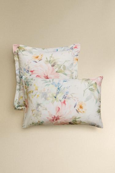 FLORAL PRINT SATEEN PILLOWCASE - Ecru by Zara - Image 0
