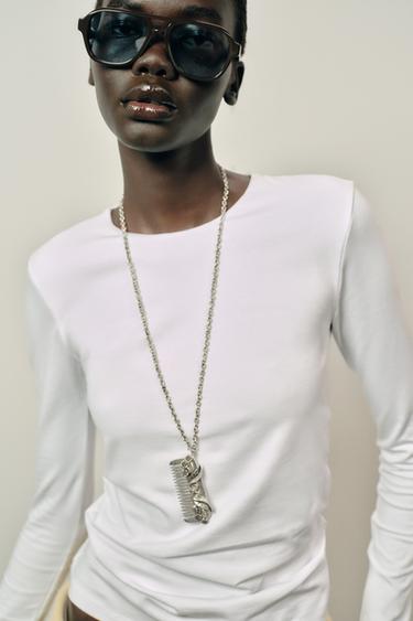 T-SHIRT BASIQUE EN COTON - Blanc de Zara