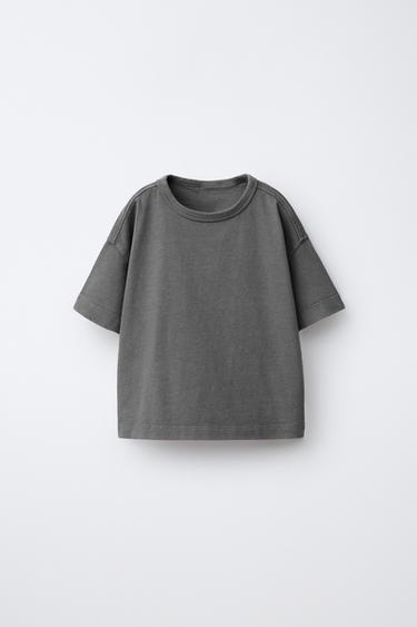 CAMISETA LISA GARMENT DYE - Negro de Zara