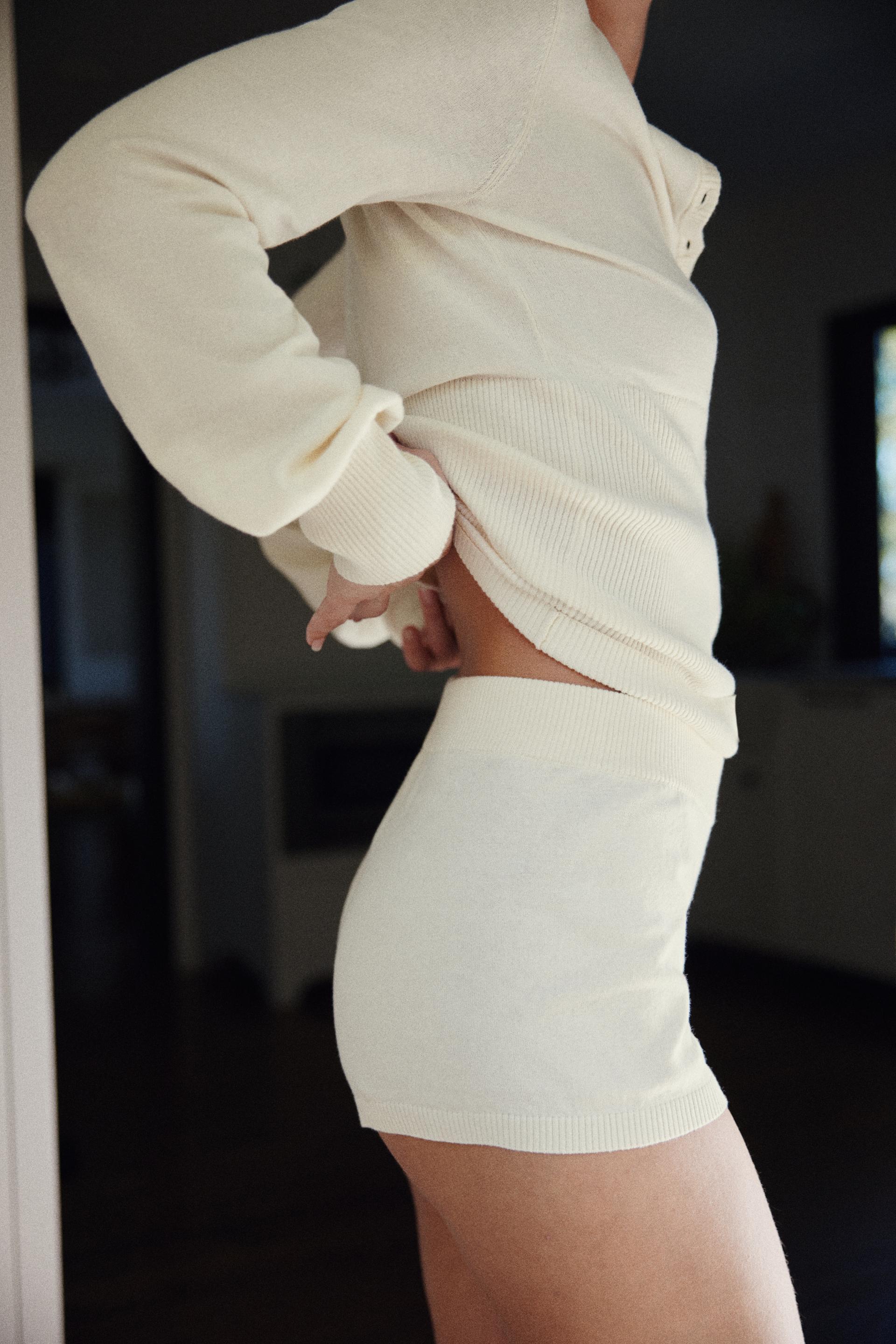 BUTTONED KNIT POLO SWEATER thumbnail 3