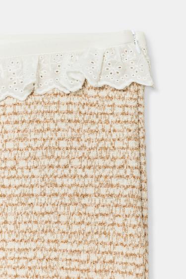 PANTALON STRUCTURÉ À VOLANTS - Écru / Marron de Zara - Image 2