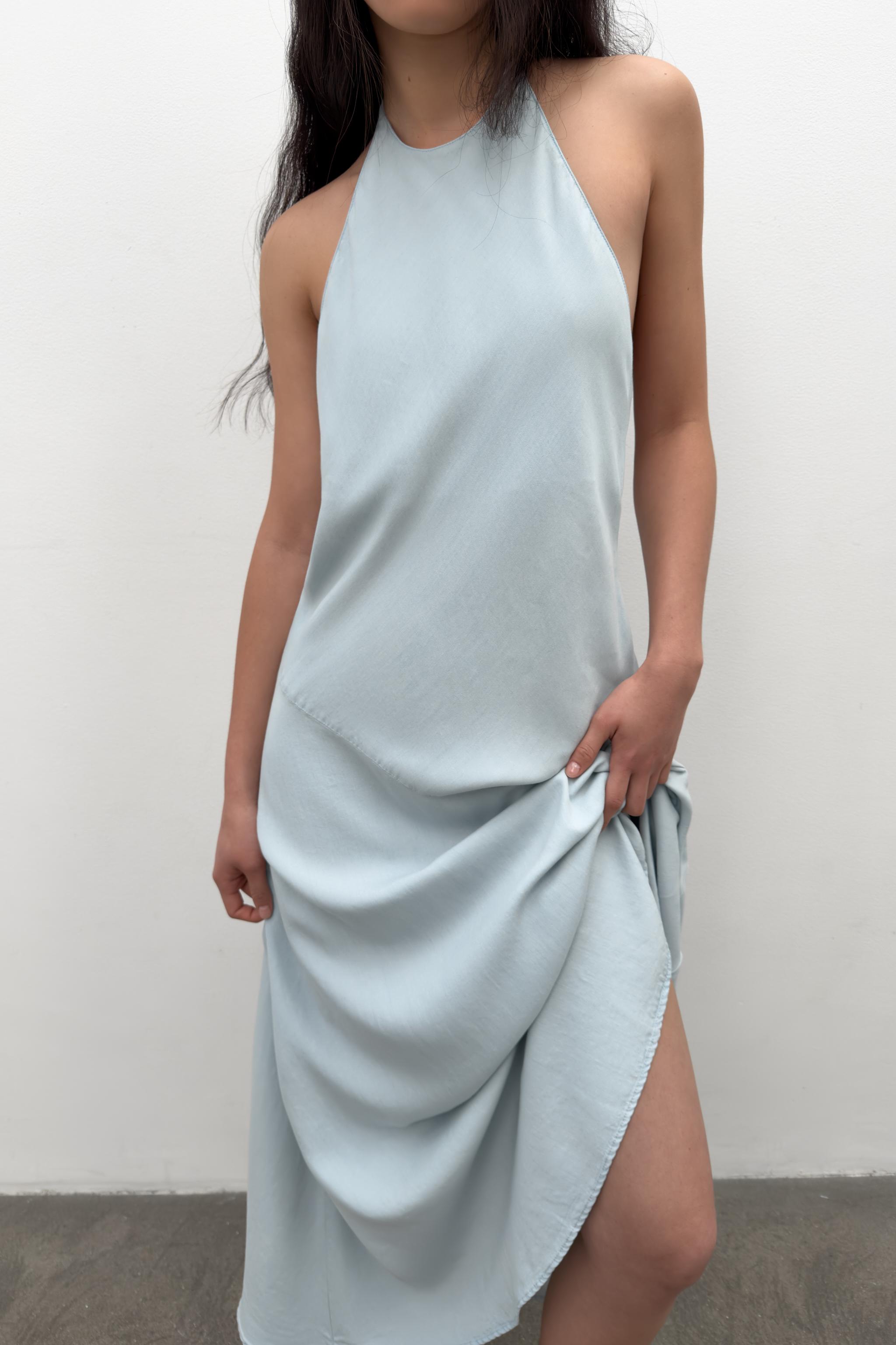 FLOWY HALTER DRESS