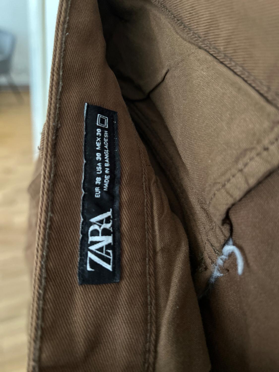 PLEATED CARGO TROUSERS - Image 2