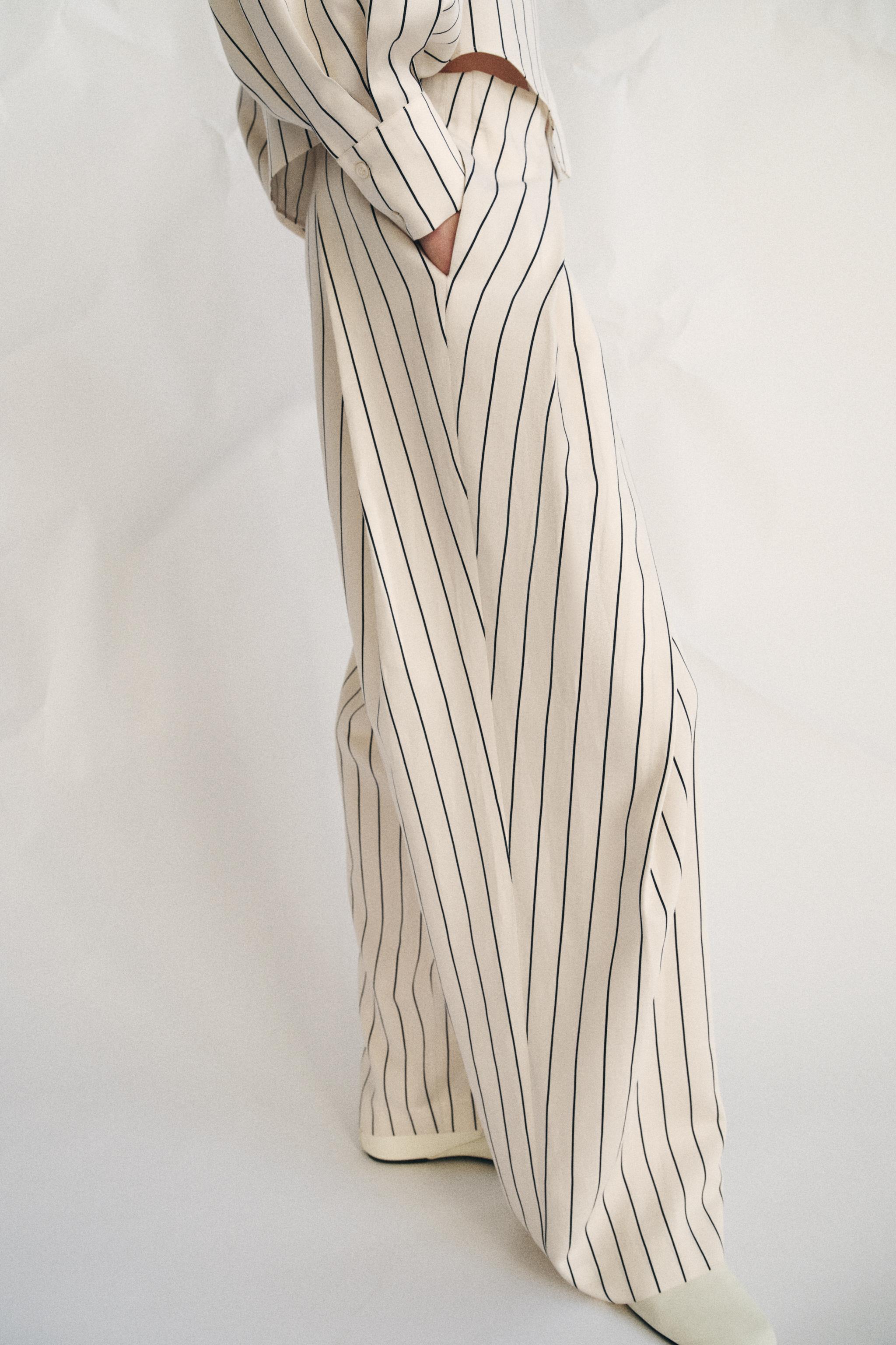 STRIPED PLEATED PANTS ZW COLLECTION