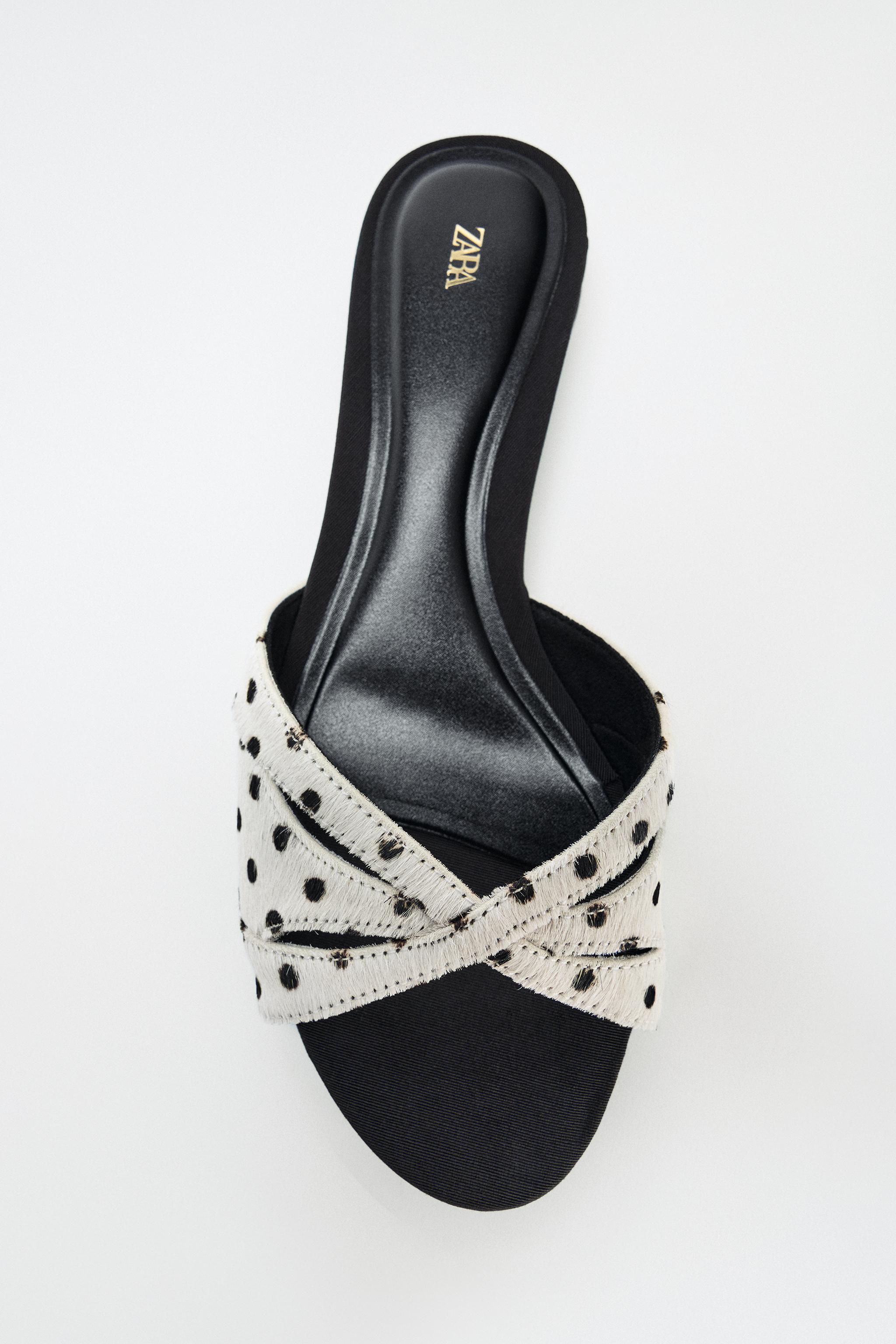 PRINTED LEATHER FLAT SANDALS