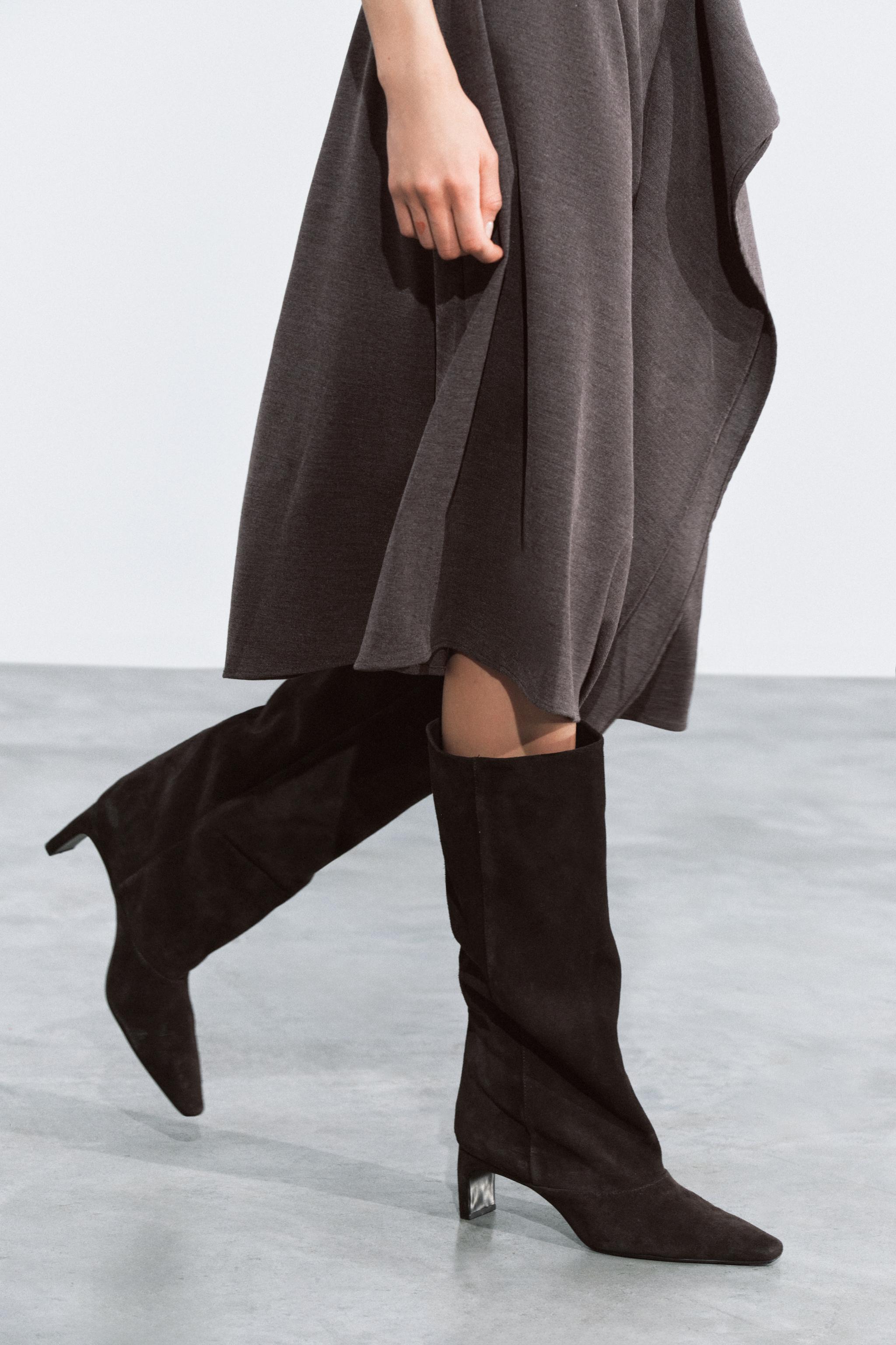 SUEDE HEELED BOOTS