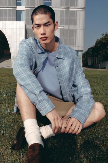 CHECKED CREASED-EFFECT SHIRT - Light blue by Zara