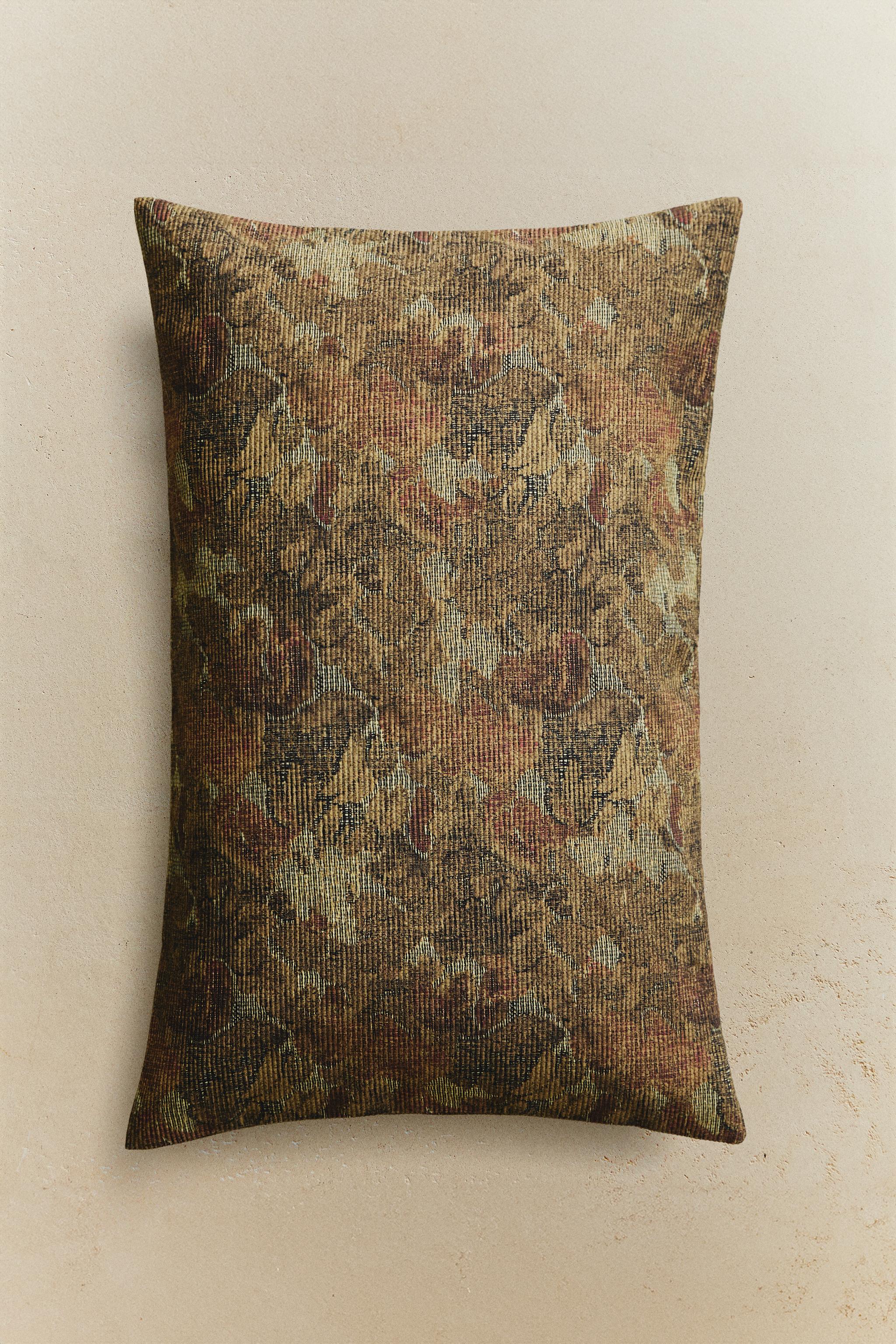 TREE THROW PILLOW COVER