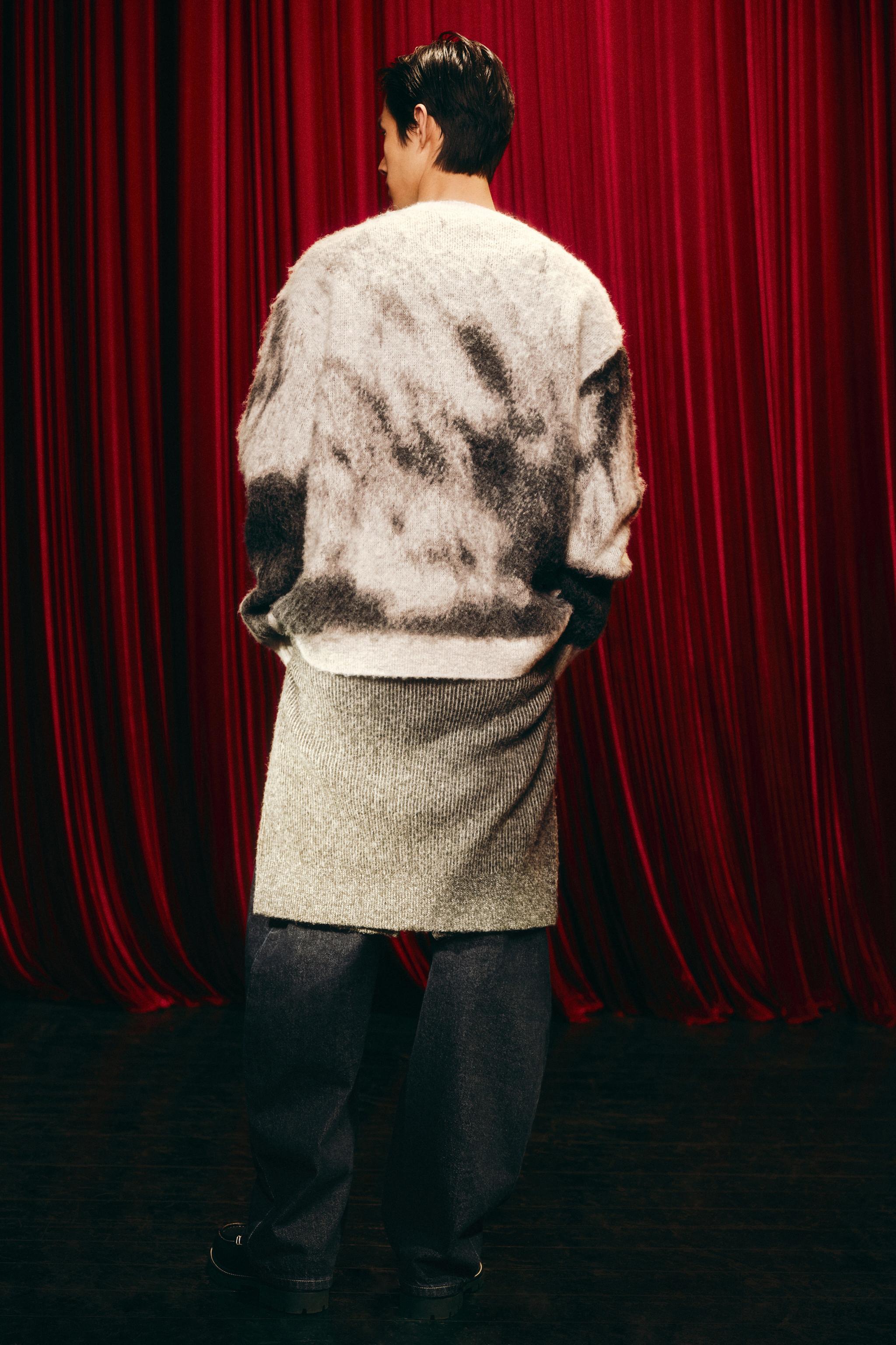 ブラッシュドジャカードホースセーター - オフホワイト | ZARA Japan 