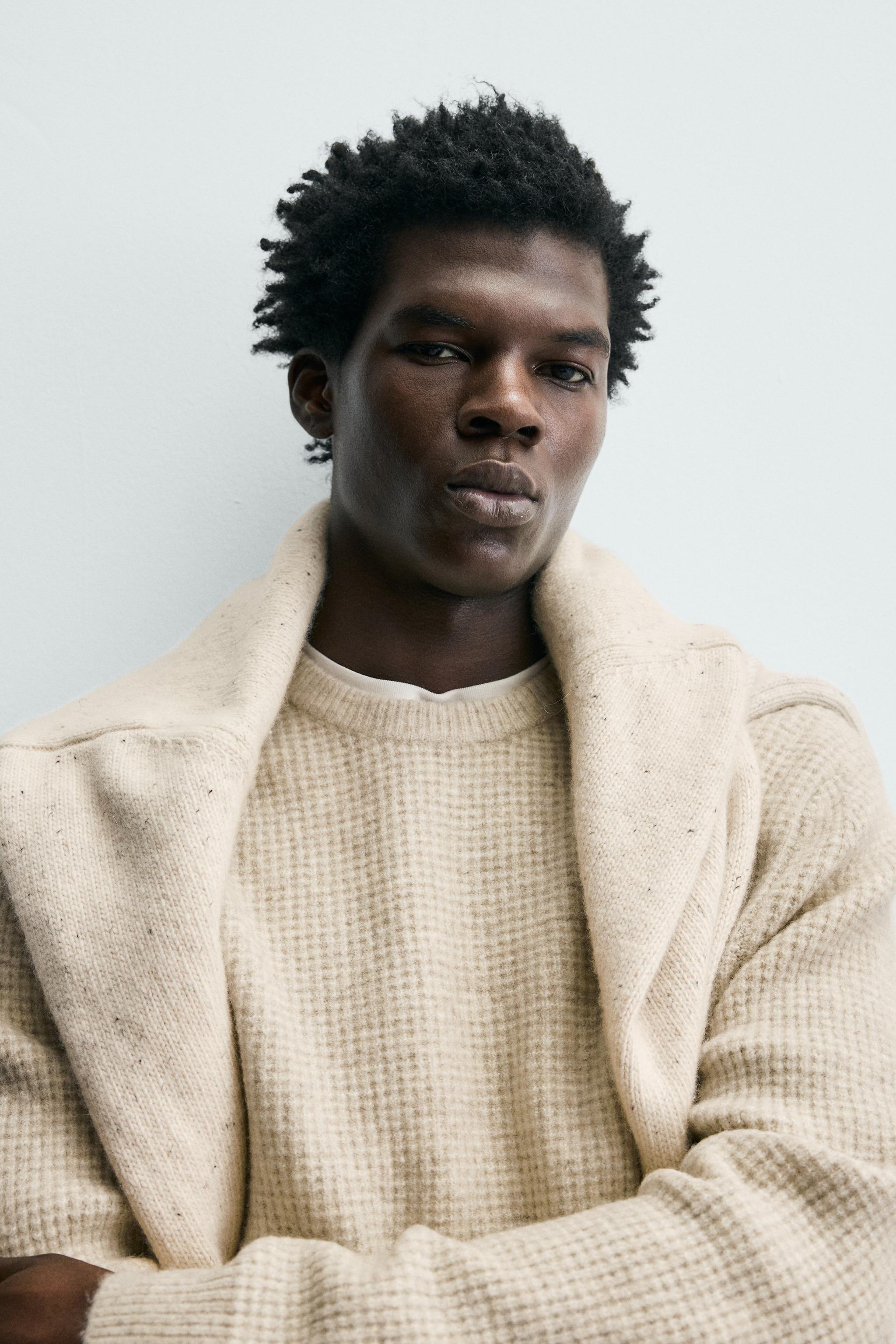 REGULAR FIT WAFFLE TEXTURED JUMPER - Ecru | ZARA Canada