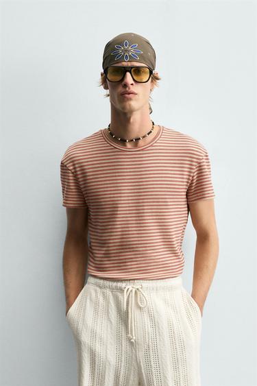 T-SHIRT JACQUARD RAYURES - 089 de Zara - Image 1