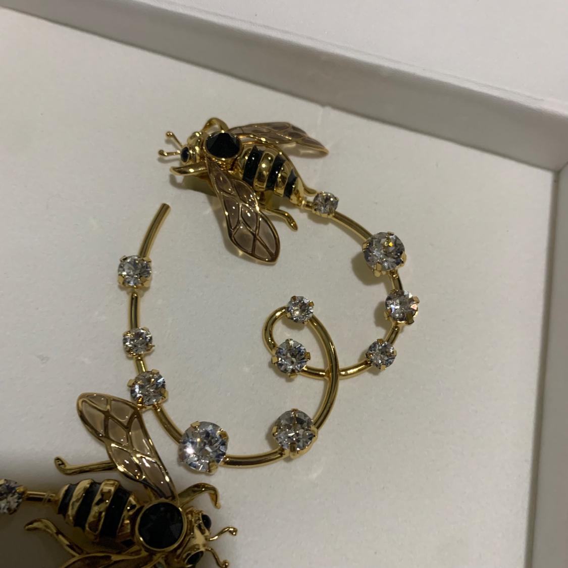 ELIE TOP BEE EARRINGS - SPECIAL EDITION - Image 4