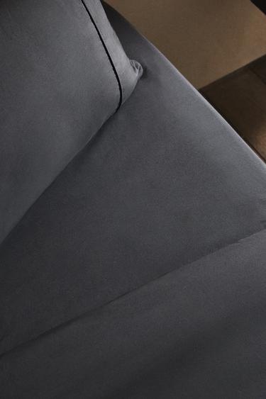(300 THREAD COUNT) PERCALE FITTED SHEET | 30 CM HIGH - Anthracite grey by Zara - Image 5