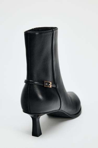 BOTTINES À TALON AVEC BOUCLE - Noir de Zara - Image 4