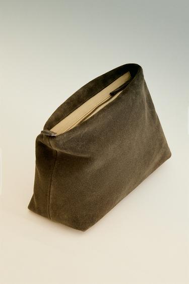 MEDIUM SPLIT LEATHER WASH BAG - Green by Zara - Image 0