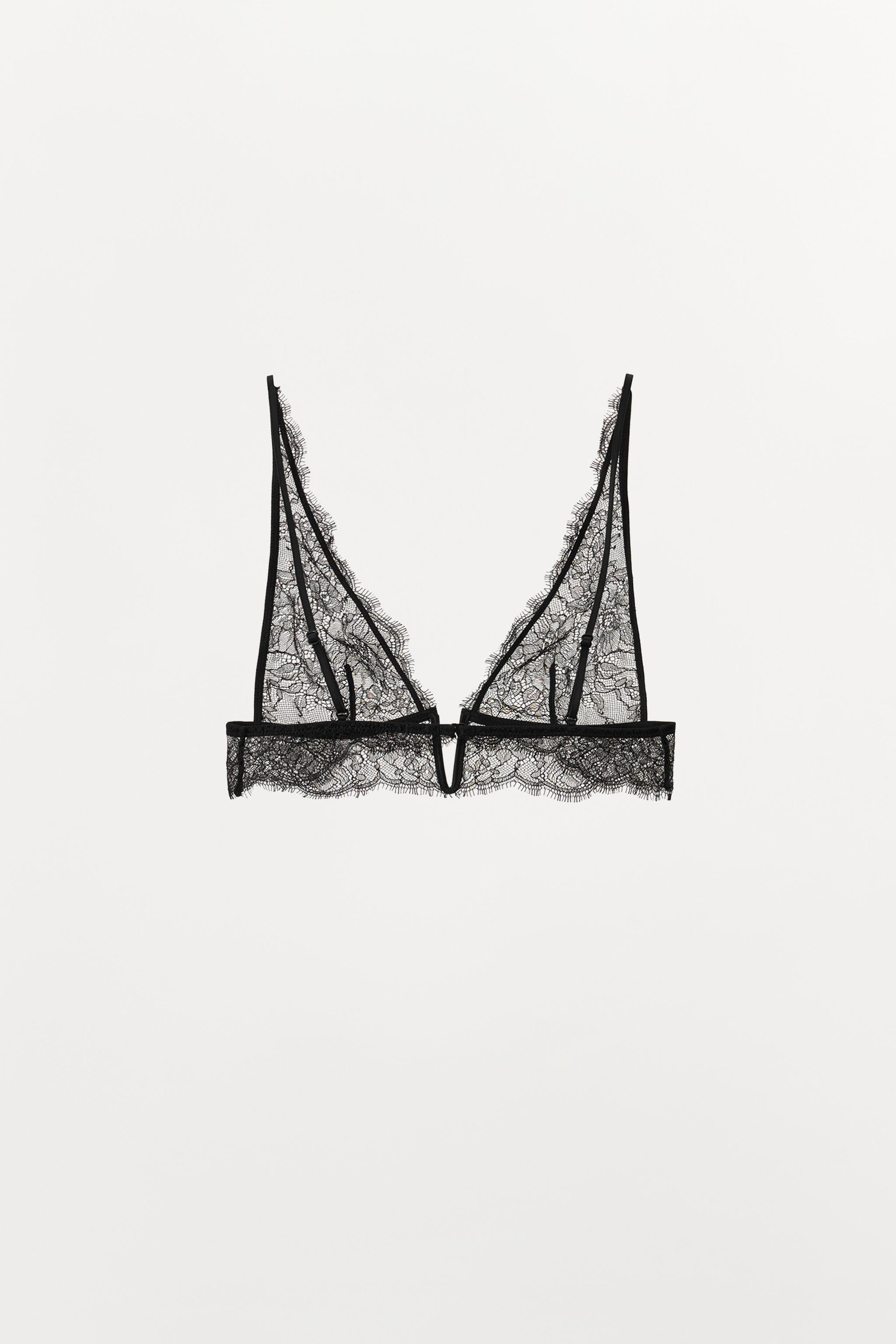 SOUTIEN-GORGE TRIANGLE EN DENTELLE