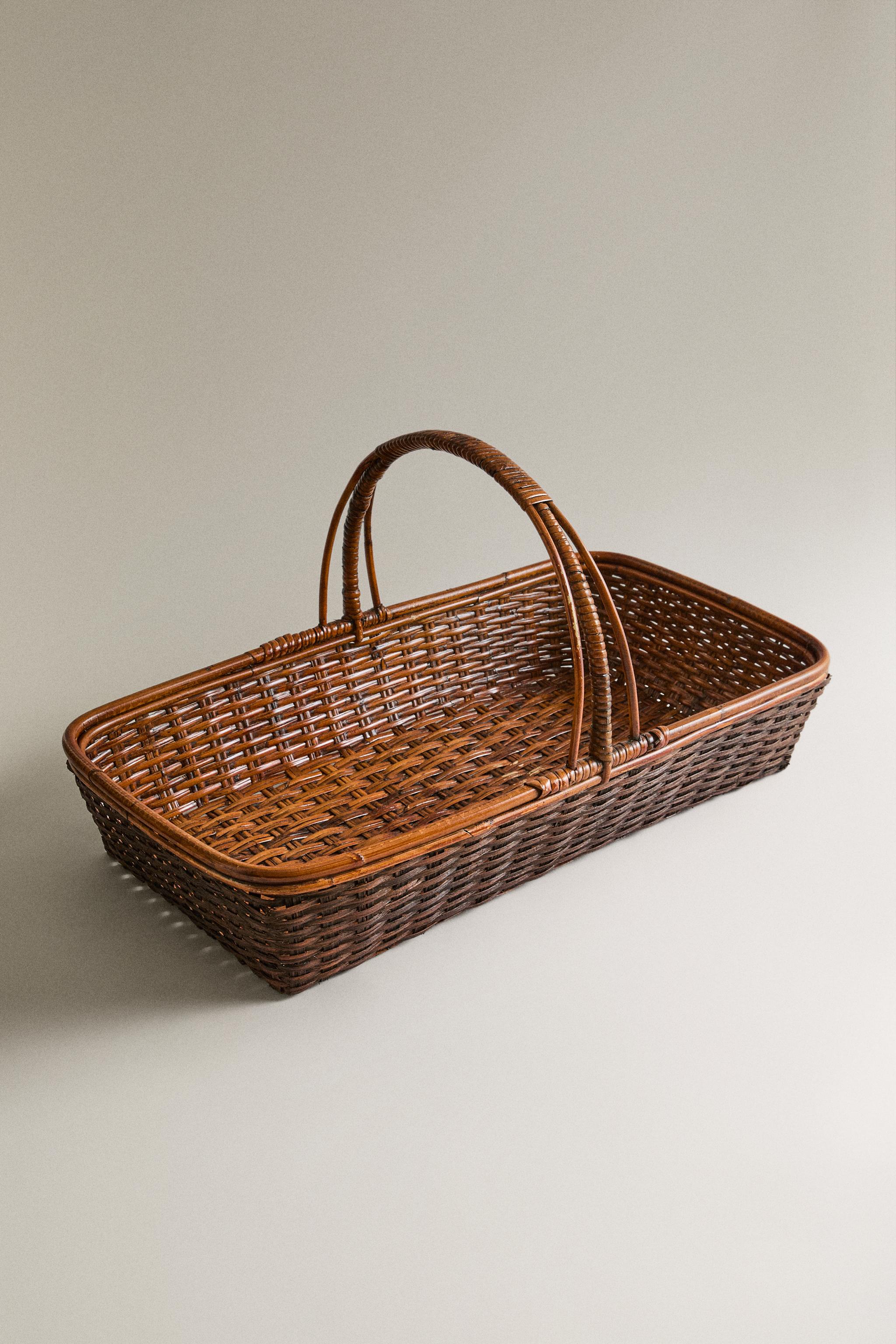 RECTANGULAR RATTAN BASKET