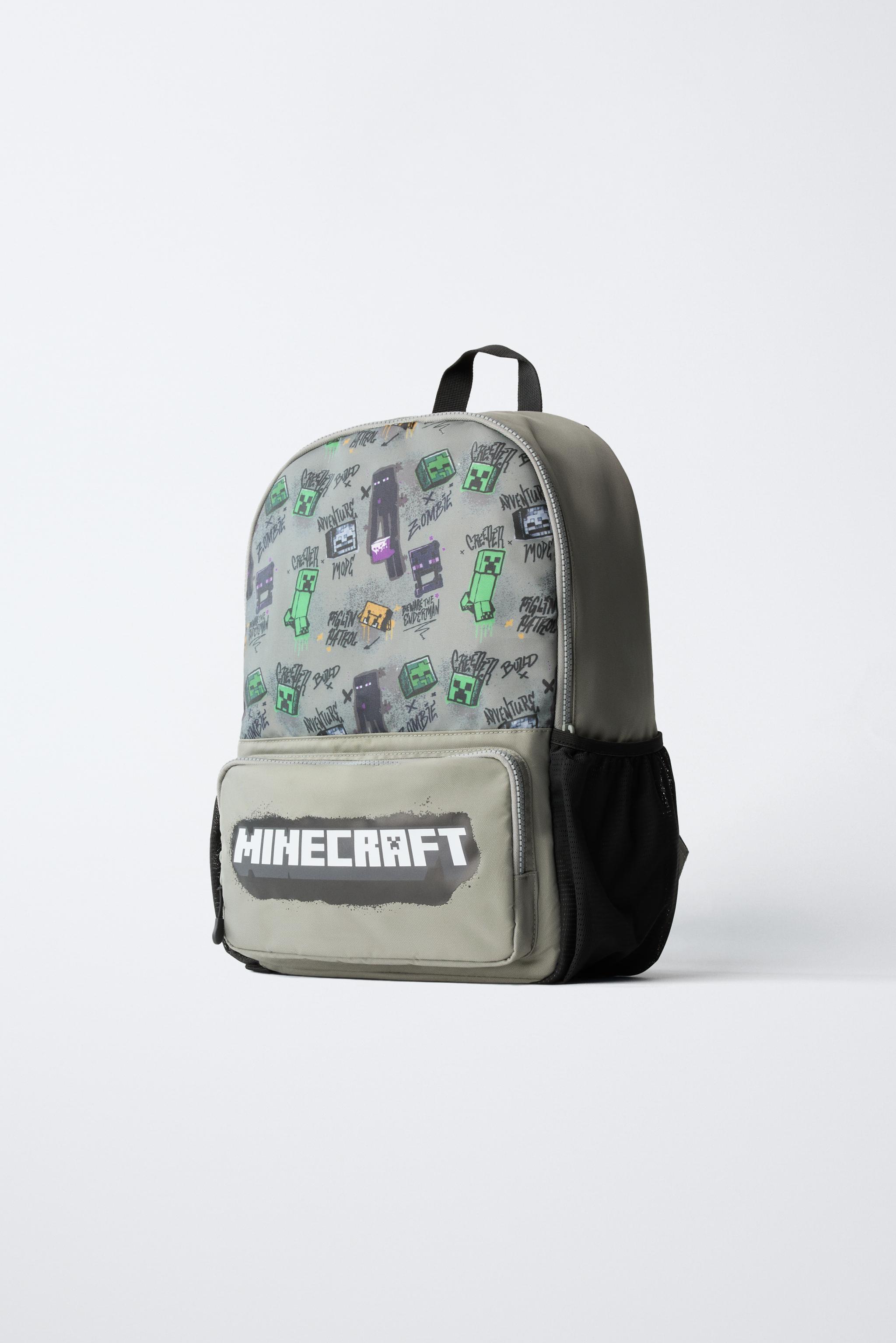 MINECRAFT © MOJANG AB. ™ BACKPACK