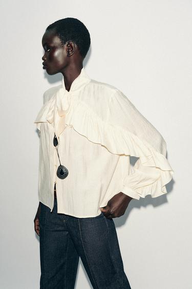 RUFFLED BLOUSE WITH BOW - Ecru de Zara - Image 4