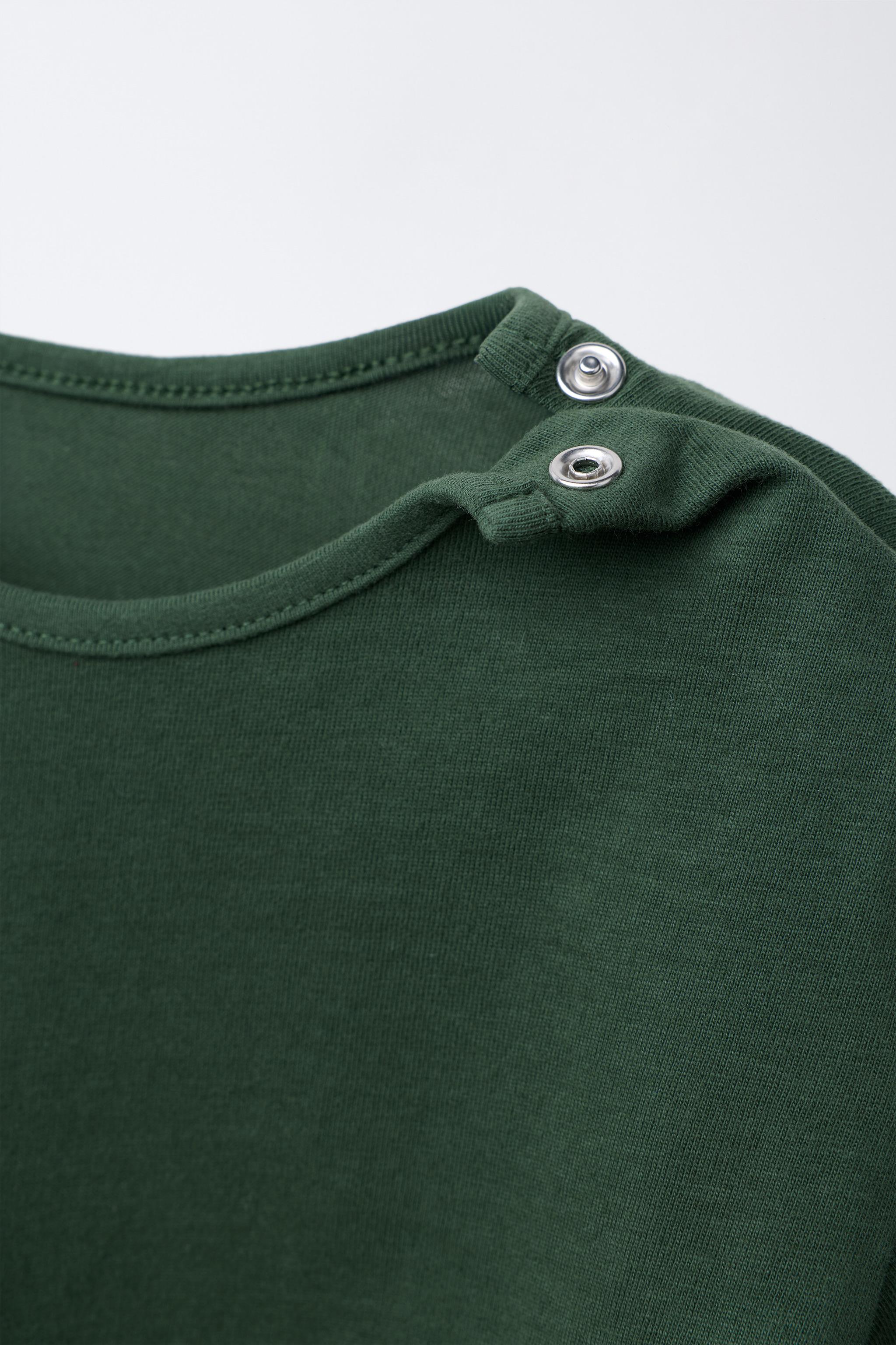 THREE-PACK OF STRIPED AND SOLID T-SHIRTS