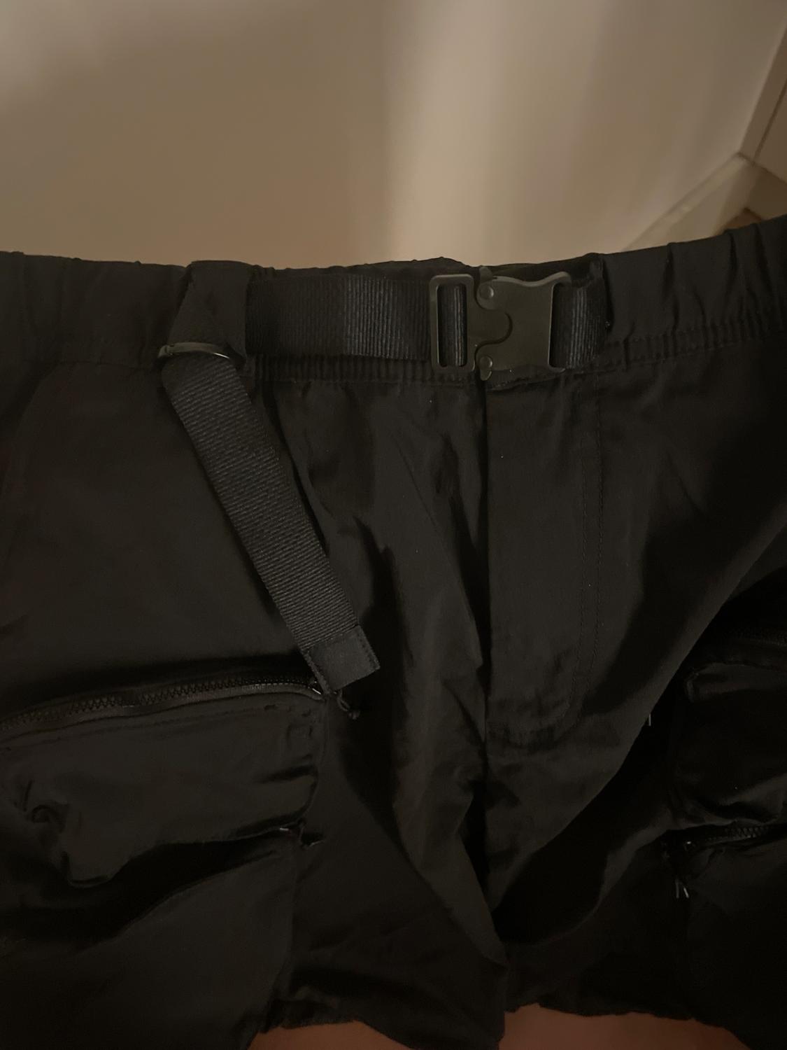 TECHNICAL CARGO BERMUDA SHORTS - Image 3