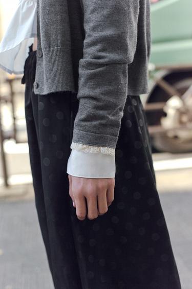 レーストリムニットカーディガングレーZaraのレーストリムニットカーディガン - グレー 