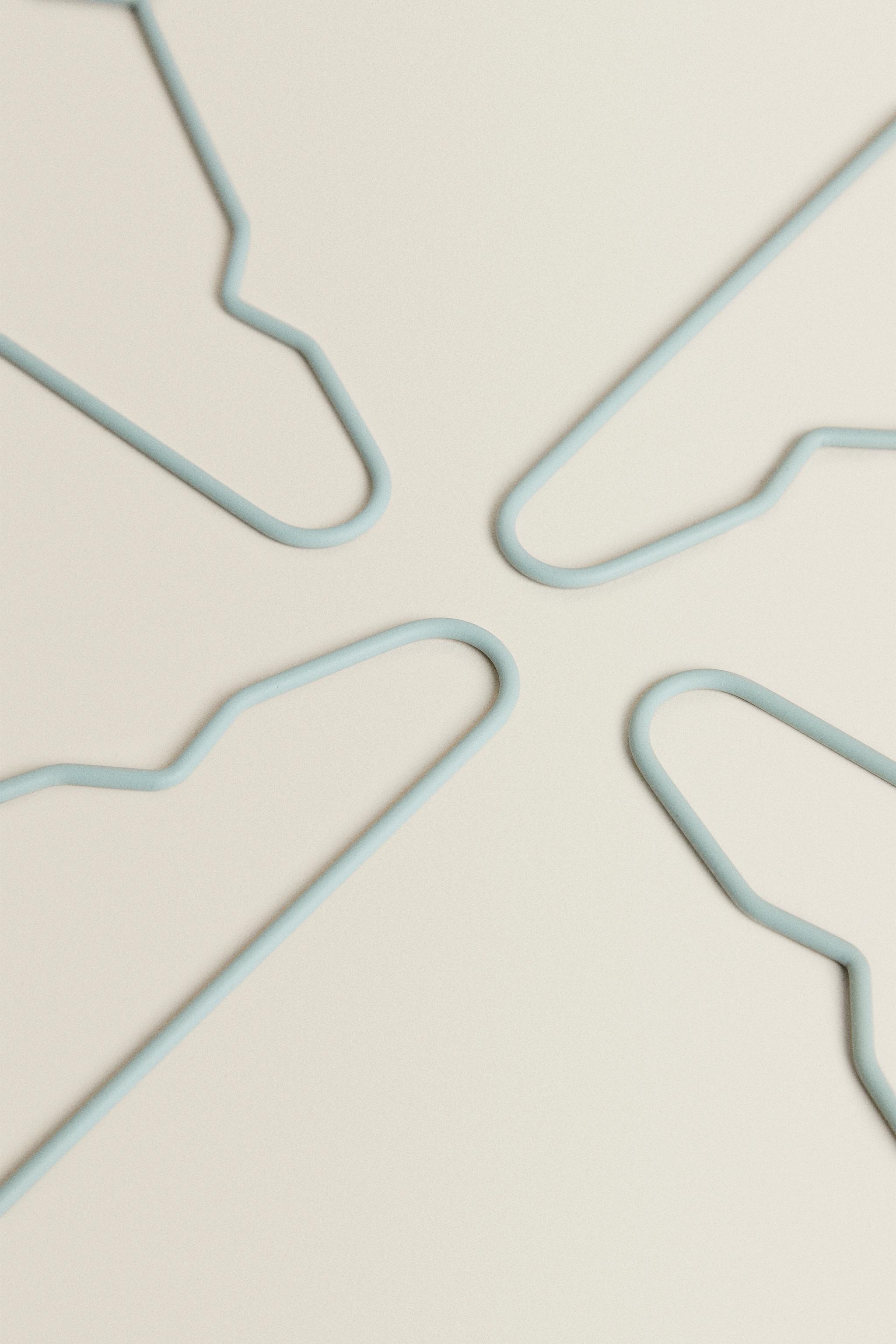 Детские куртки Zara PACK OF RUBBERIZED BABY HANGERS (PACK OF 6) — фото 3