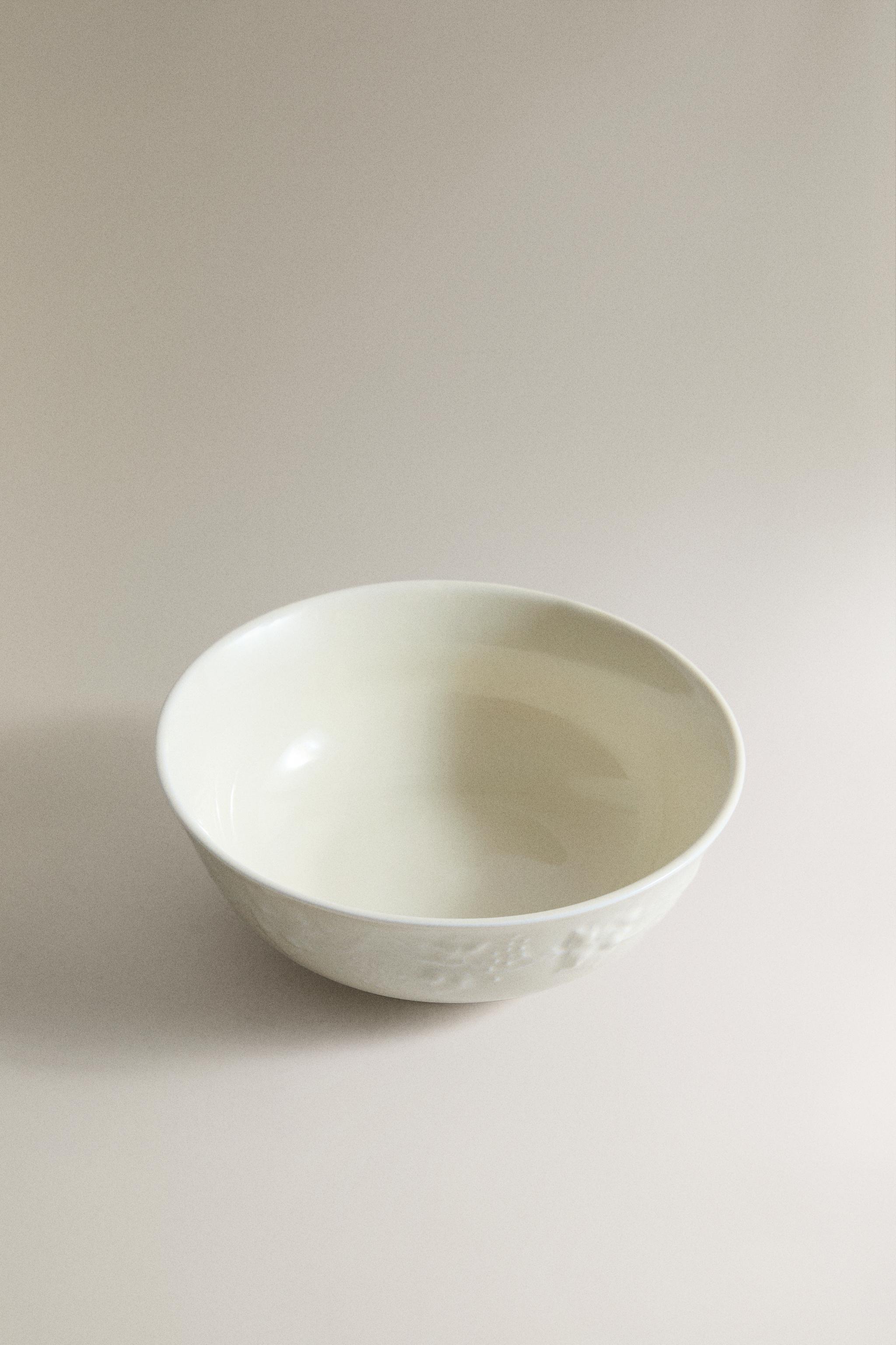 GRAPE PORCELAIN BOWL — Cream