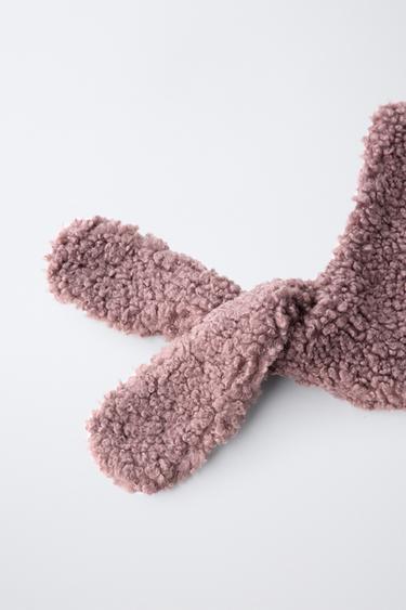 BONNET EFFET MOUTON AVEC COL - Magenta de Zara - Image 1