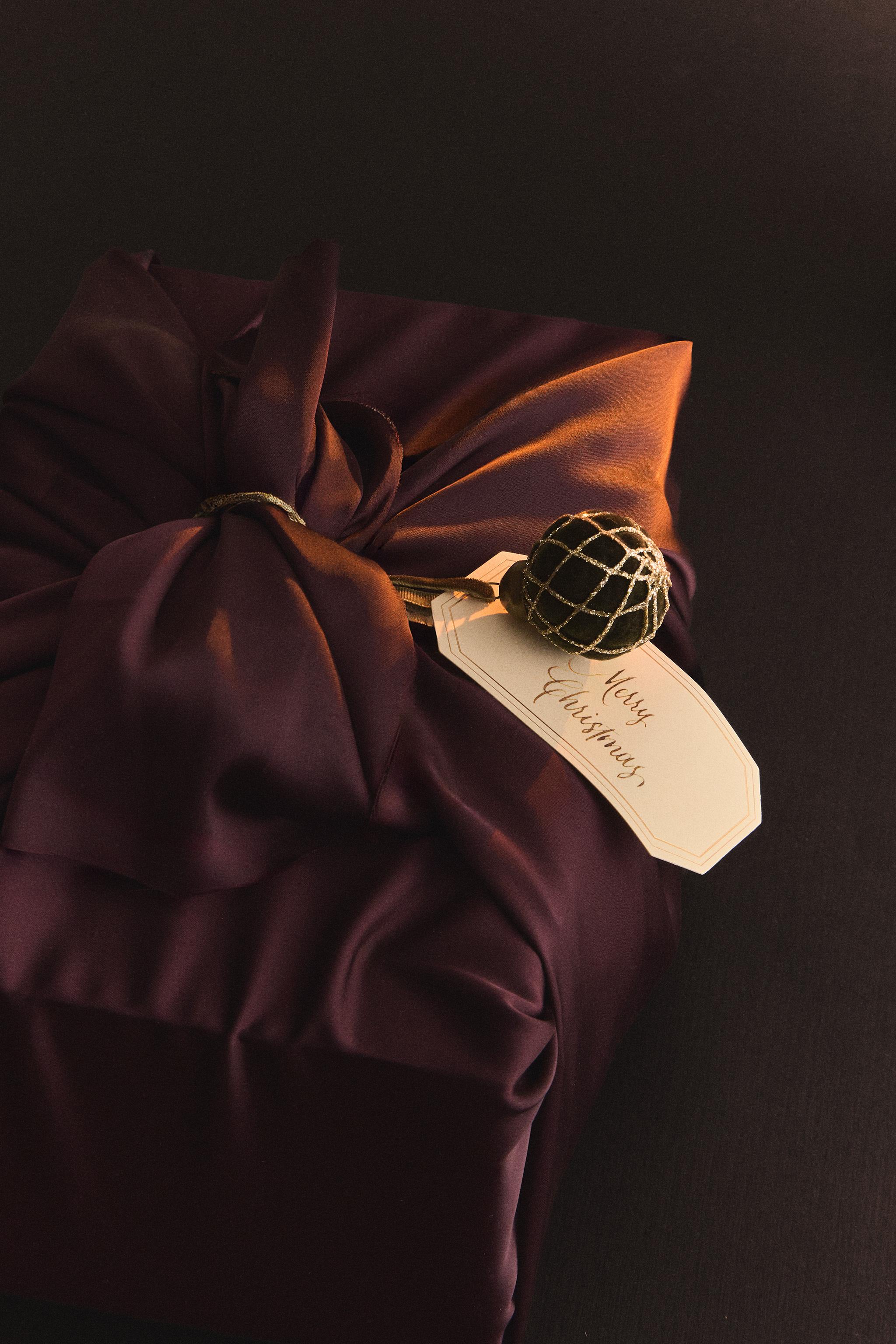 ÉTIQUETTES CADEAU PAPIER BORDS DORÉS NOËL (LOT DE 20)