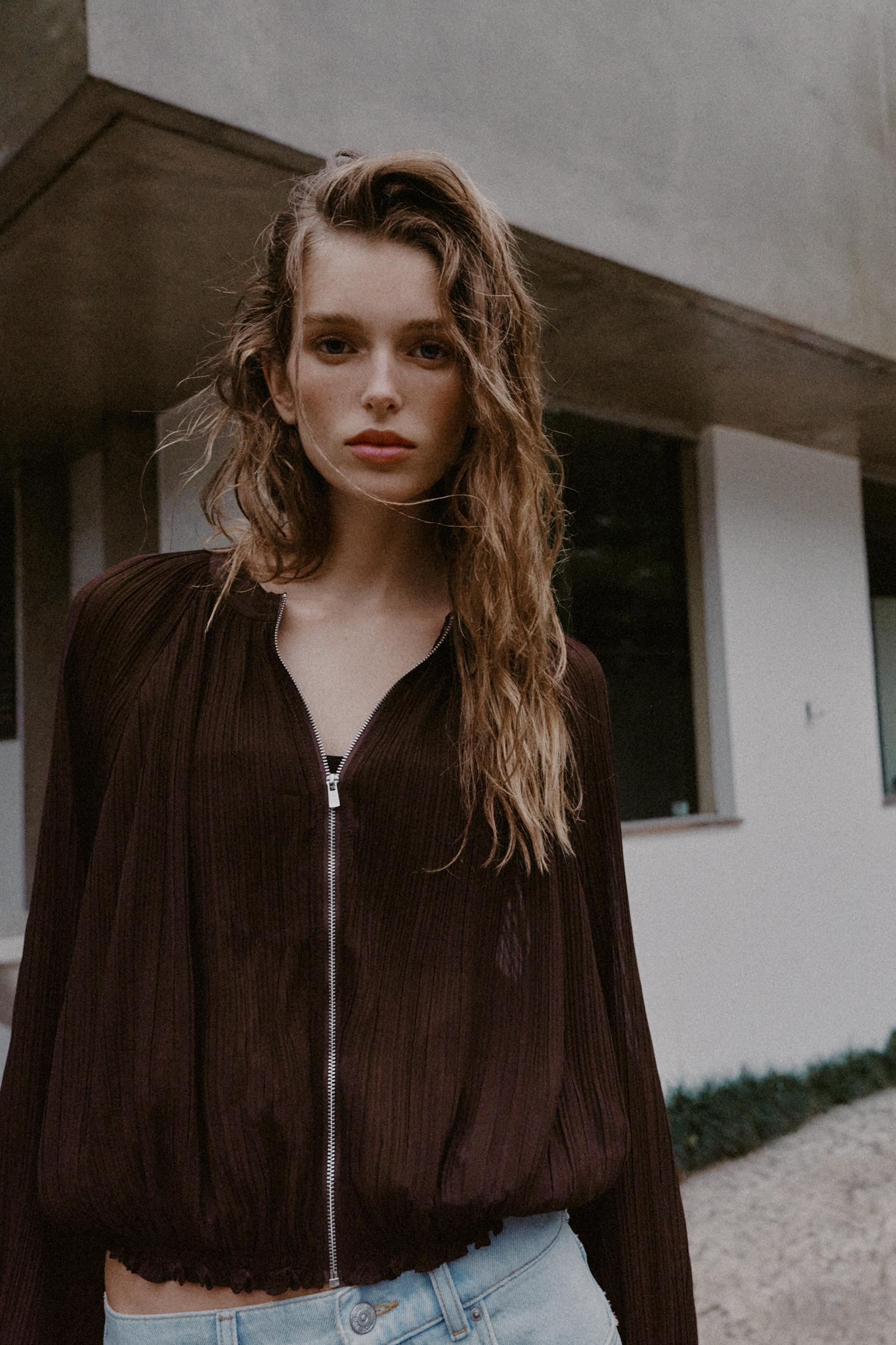 【TROVE 】 ソルムンレザー ジップアップブルゾン size3 PLEATED ORGANZA JACKET - Brown | ZARA United States