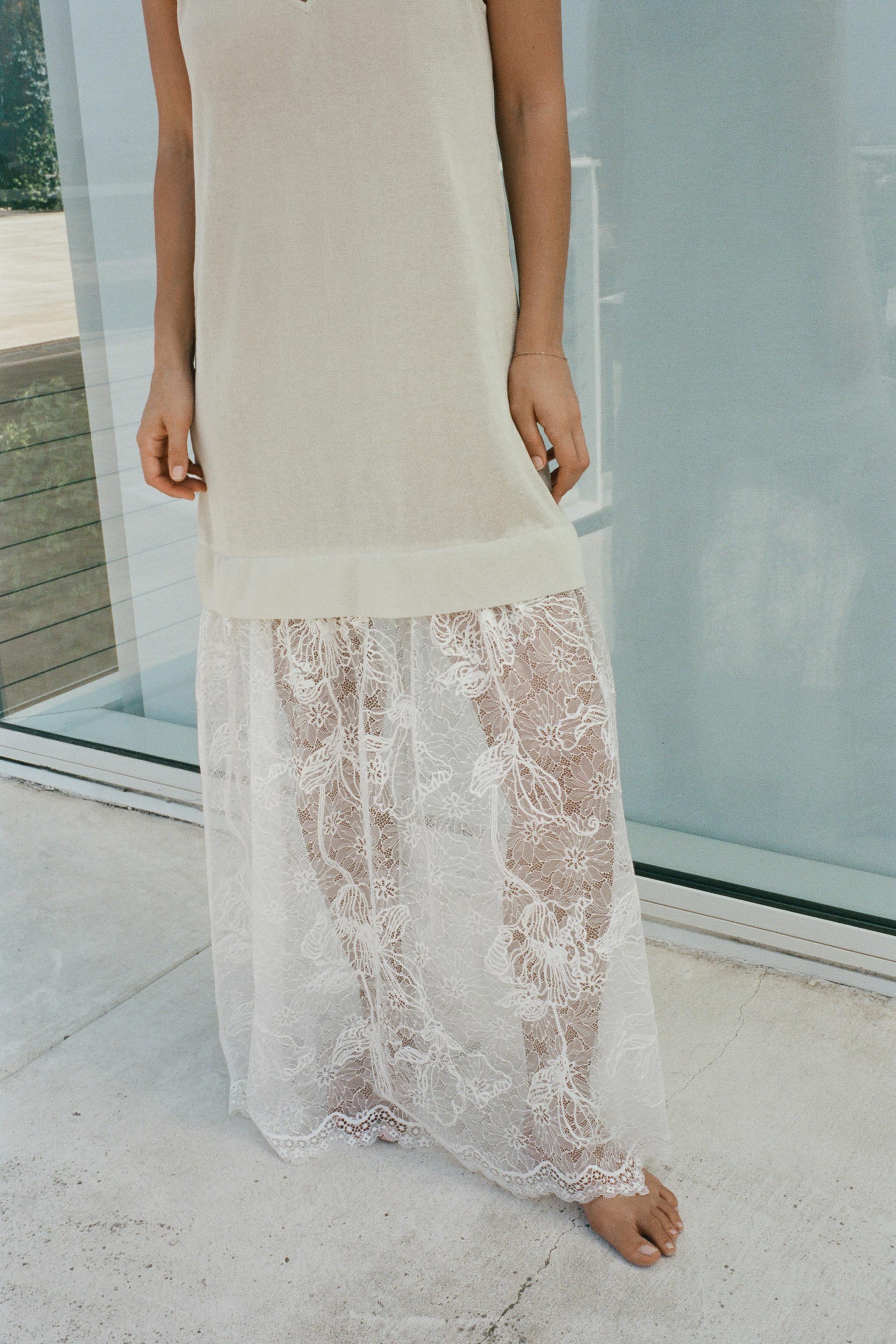Zara White Lace Zara Lace Maxi Dress KNIT DRESS WITH COMBINED LACE Oyster-white ZARA Spain Zara White Lace Zara Lace Maxi Dress KNIT DRESS WITH COMBINED LACE Oyster-white ZARA Spain