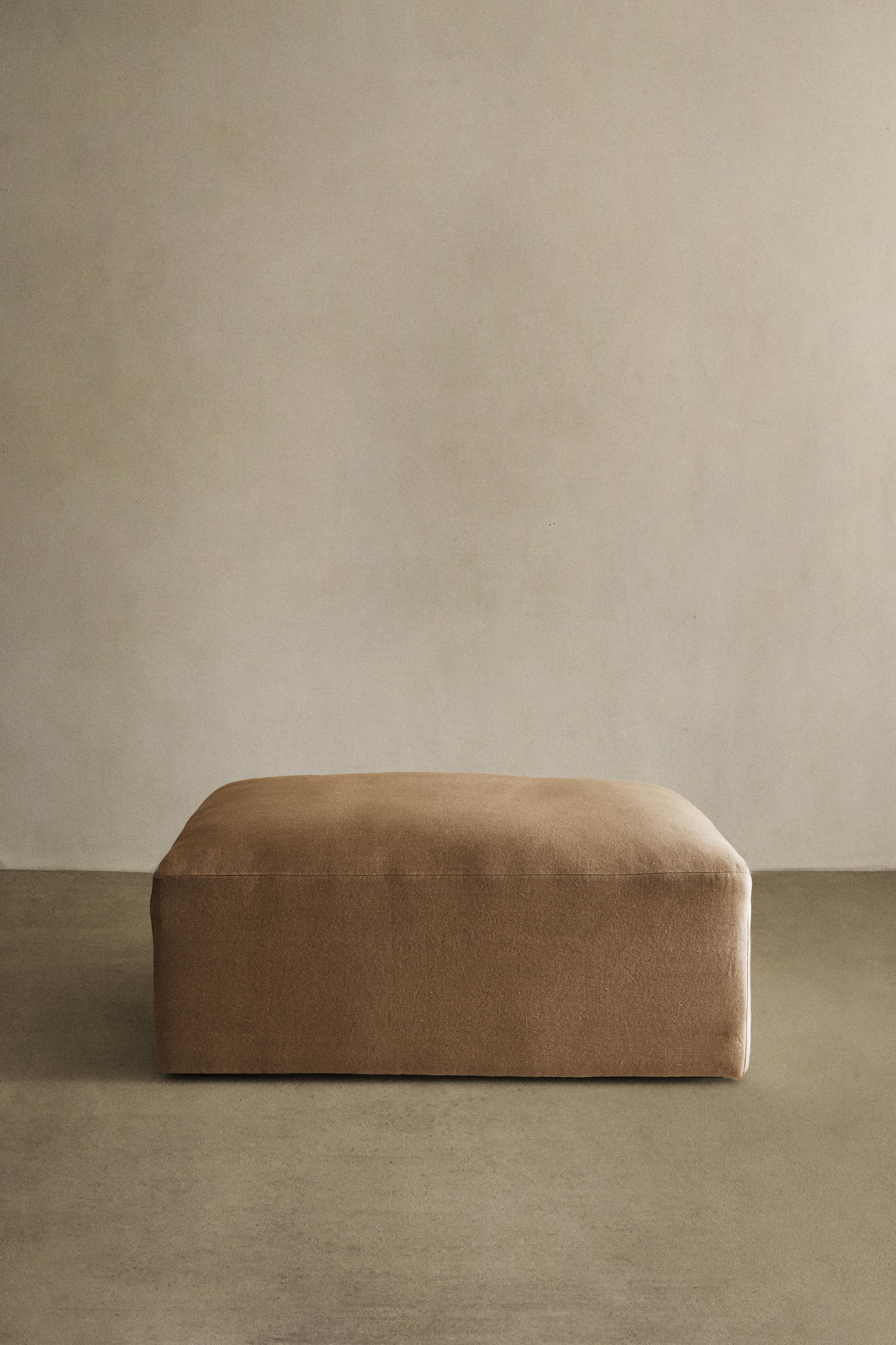 FADED LINEN OTTOMAN — Brick