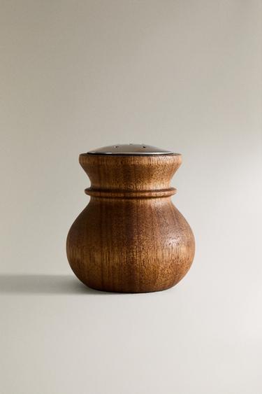 WOODEN SALT SHAKER - Light beige by Zara