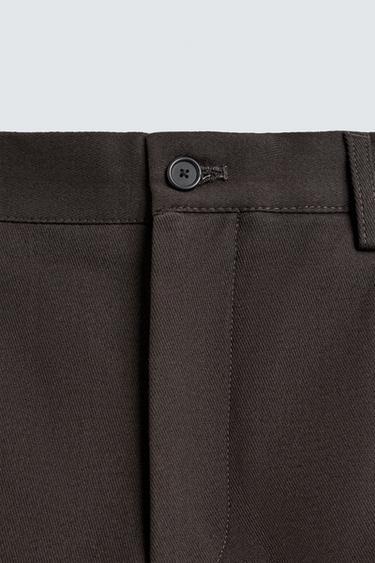 PANTALON À PLIS EN TWILL - Marron foncé de Zara - Image 8
