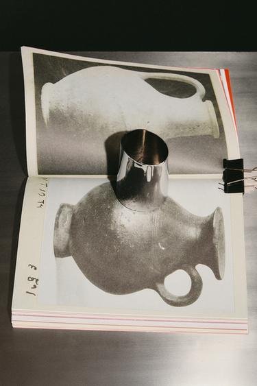 مزهرية ستيل - فضي الخاص بـ Zara