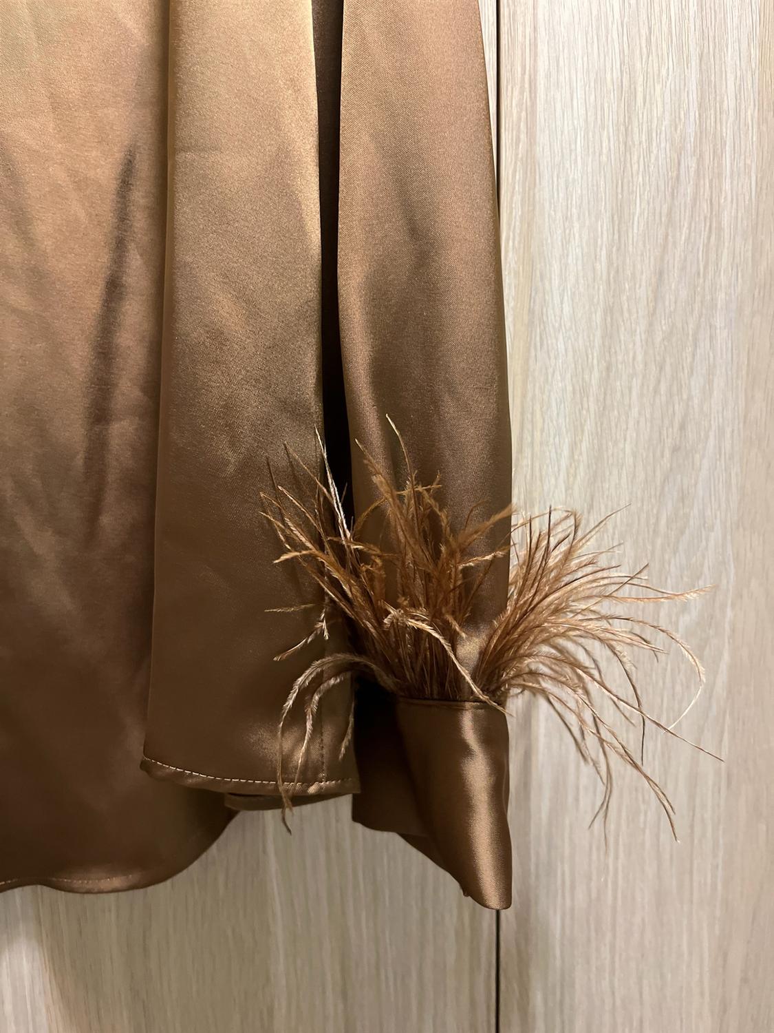 FEATHER SATIN BLOUSE - Image 4