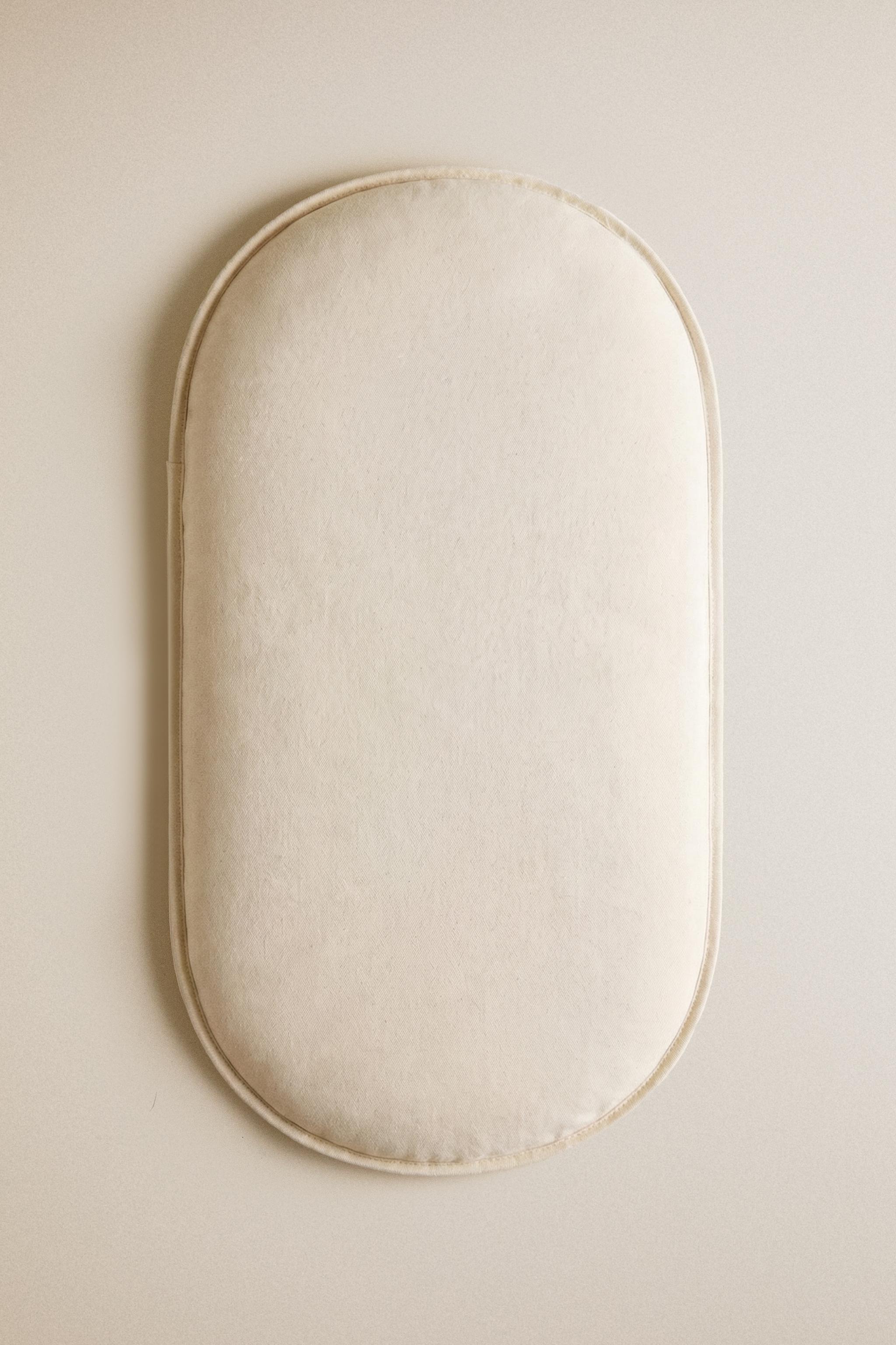 BASKET CHANGING MAT — Ecru