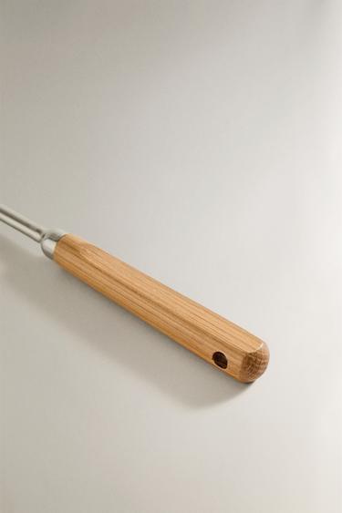 CUILLÈRE ACIER BOIS CHÊNE - Marron clair de Zara - Image 2