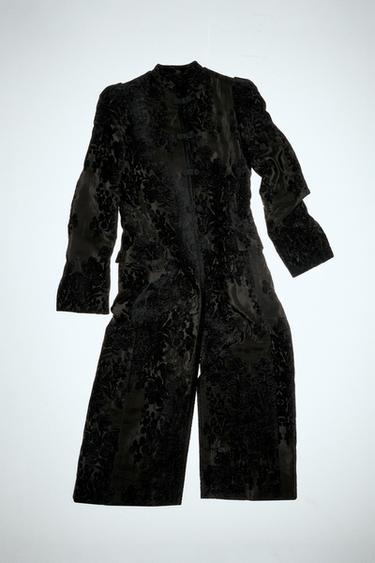 JACQUARD-MANTEL AUS SAMT ZW COLLECTION LIMITED EDITION - Schwarz von Zara