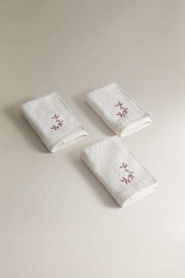 BATH MAT WITH PLANT EMBROIDERY — Pale pink 2