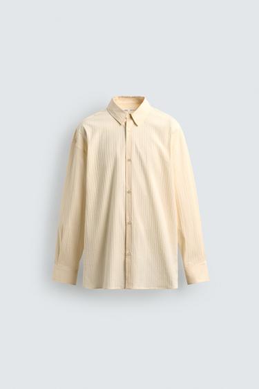 CAMISA COM ESTRUTURA LISTRADA - Cru / Bege da Zara - Imagem 0