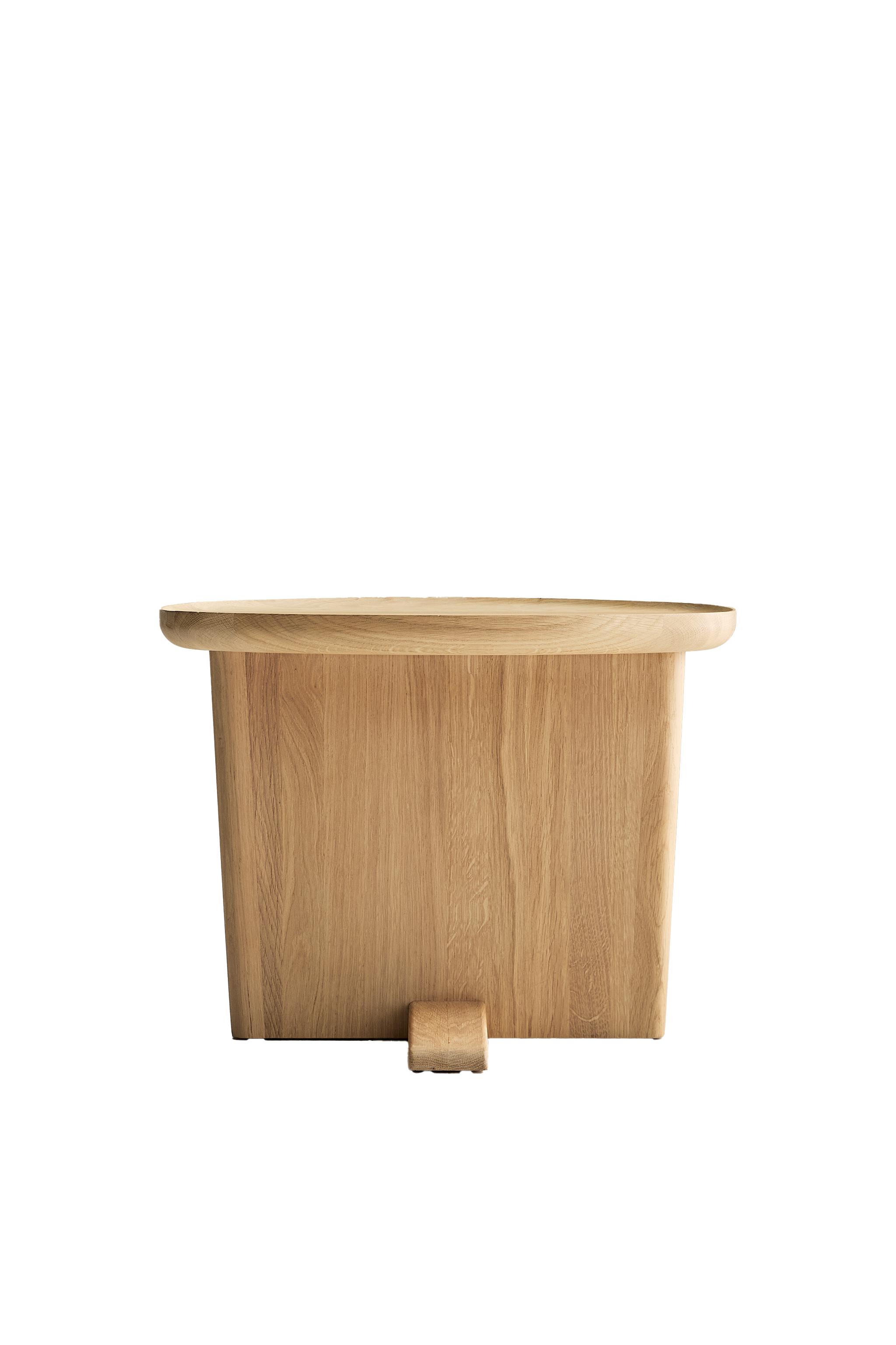 ZARA  ザラホーム ベベル ウッドテーブル 70 x 46 x 60 ZARA HOME ザラホーム ベベル ウッドテーブル 70 x 46 x 60 【公式通販】