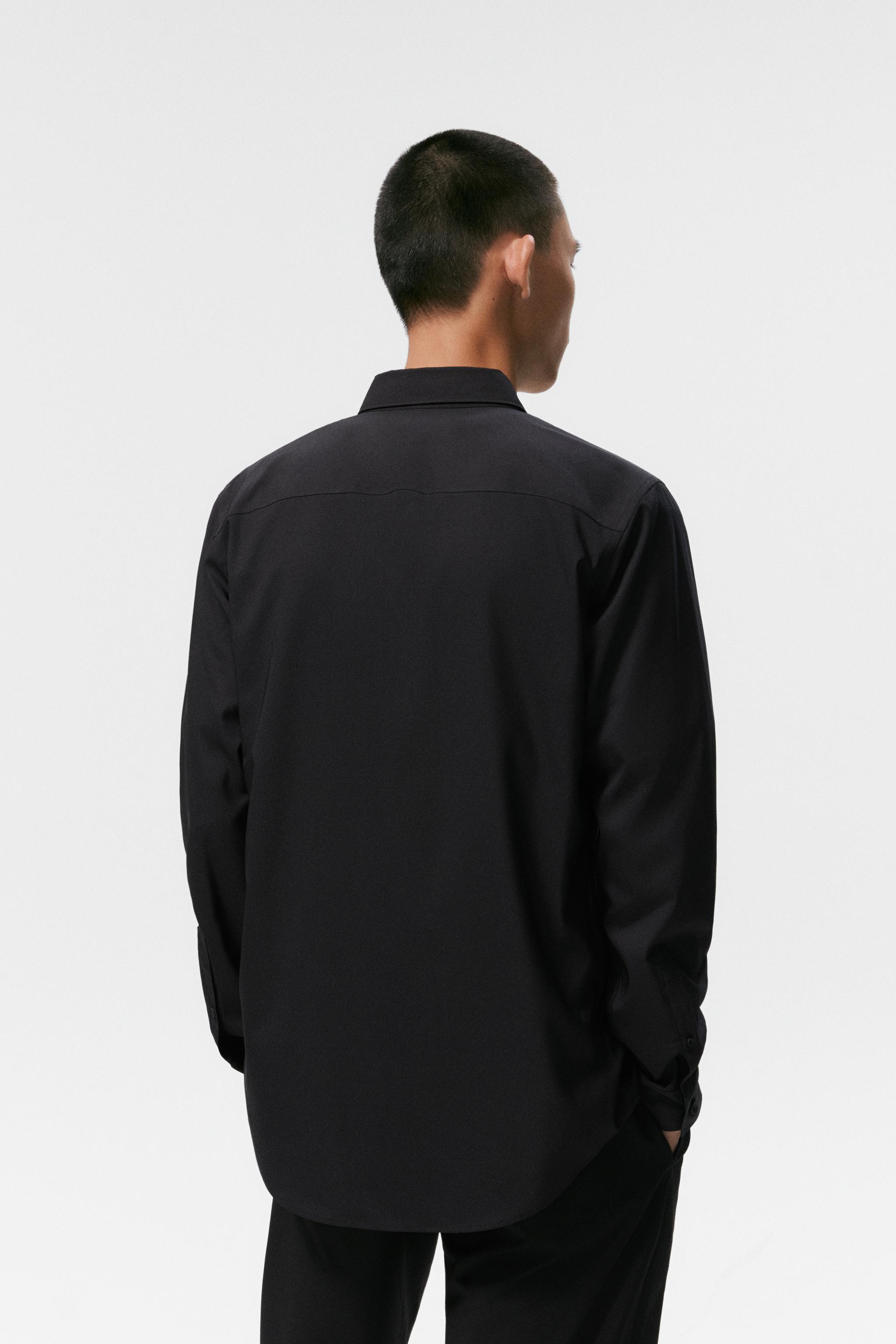 Chemise cintrée 2025 homme zara