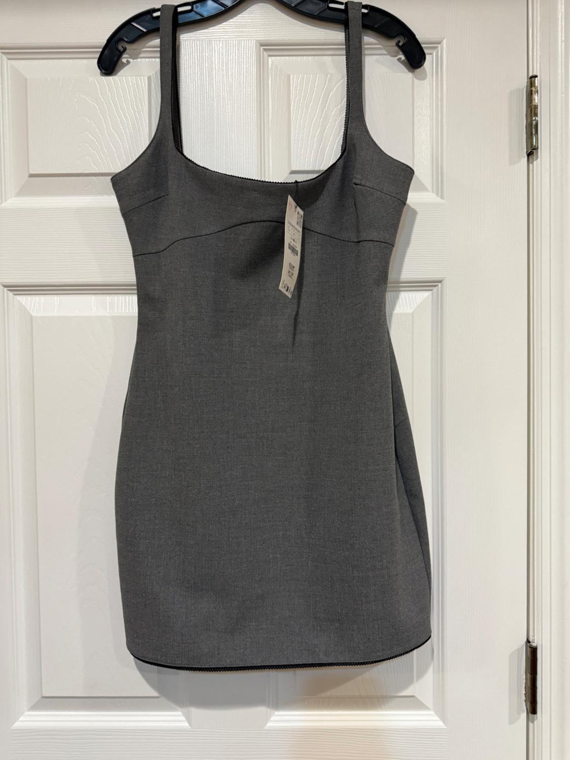 VESTIDO CORTO PUNTILLA