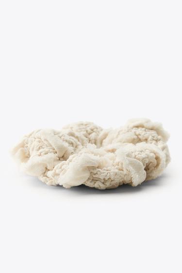 VOLUMINOUS TEXTURED SCRUNCHIE X FANGLU LIN - Ecru by Zara - Image 2